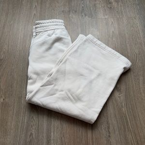 Lululemon Loungeful Crop Wide leg